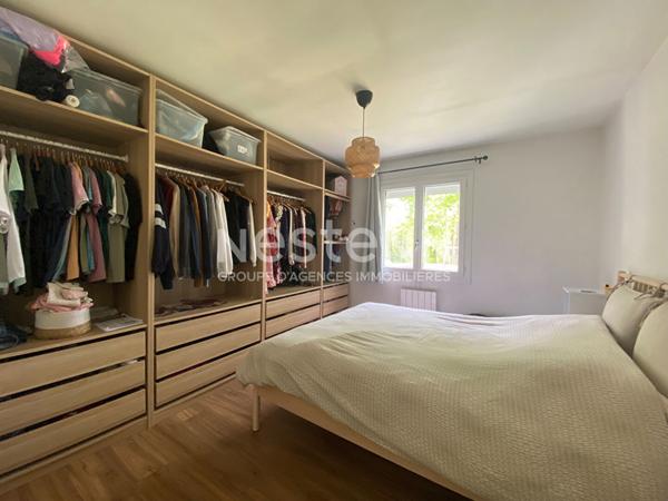 Maison de plain pied lumineuse et au calme absolu