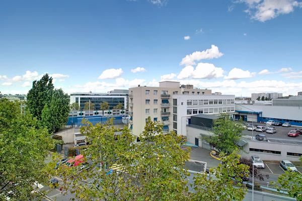 STUDIO RUEIL-MALMAISON PLAINE GARE PROCHE GARES RER RUEIL ET NANTERRE VILLE