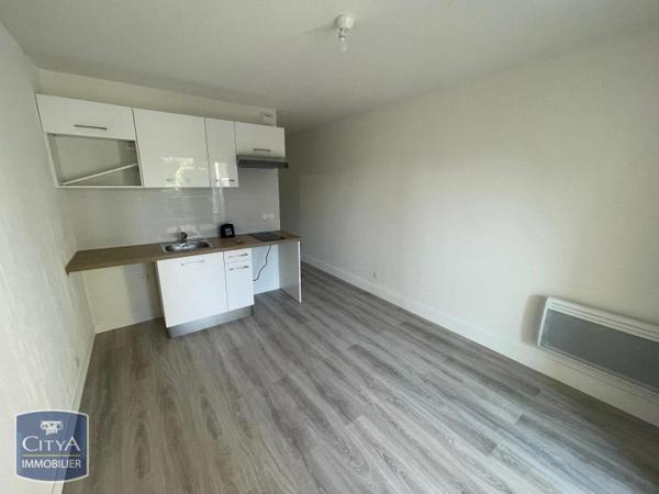 Appartement à louer 1 pièce 18.68m²
