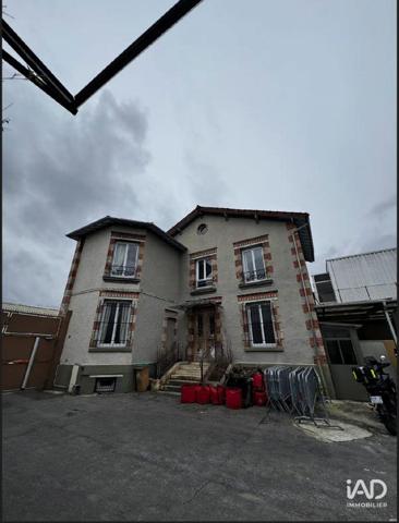 Location local d’activité 1 600 m² Vitry-sur-Seine