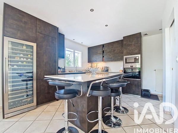 Maison à vendre 5 pièces 136 m² Carbon-Blanc