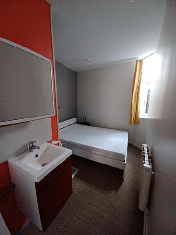 LOCATION T1BIS SEMI MEUBLE RODEZ SANS FRAIS D AGENCE