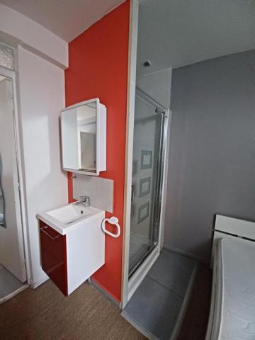 LOCATION T1BIS SEMI MEUBLE RODEZ SANS FRAIS D AGENCE