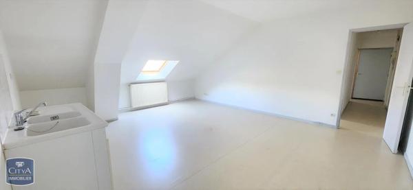 Appartement à louer 3 pièces 52.91m² Crécy-sur-Serre (02270)