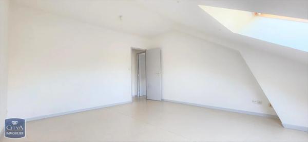 Appartement à louer 3 pièces 52.91m² Crécy-sur-Serre (02270)
