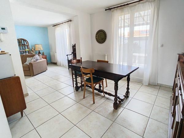 Maison à vendre    5 pièces •  Saint-Péray