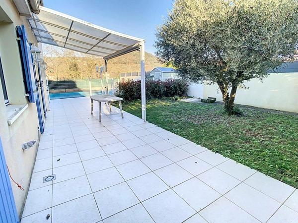 Maison à vendre    5 pièces •  Saint-Péray