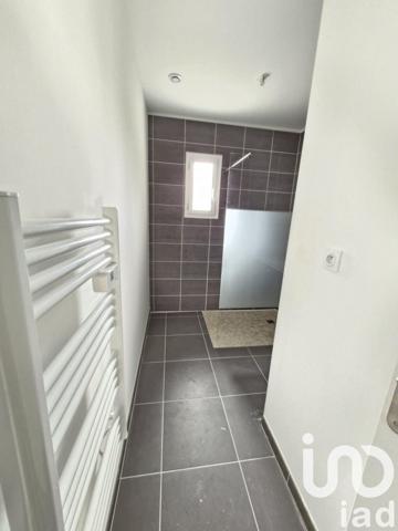 Maison traditionnelle 5 pièces de 86 m² à Les Bordes (45460)