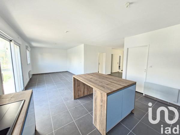 Maison traditionnelle 5 pièces de 86 m² à Les Bordes (45460)