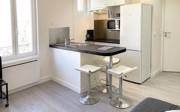 Appartement à louer    1 pièce • 21,89 m2 Châtillon