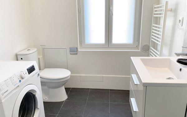 Appartement à louer    1 pièce • 21,89 m2 Châtillon