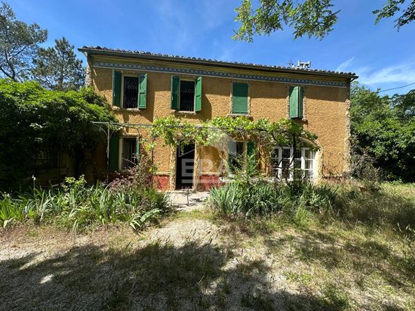 A VENDRE  83860 NANS LES PINS BASTIDE DU XVIII 2ME SIECLE DE 180M² SUR 12491 M² DE TERRAIN GARAGE