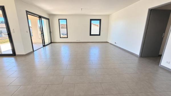 Maison T4 de plain pied avec garage à 5 minutes de CAHORS
