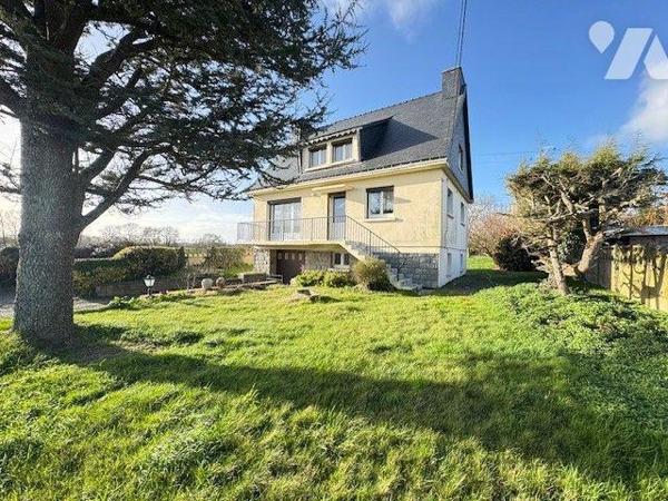 Maison à vendre - Le Pouldu - CLOHARS CARNOET (29)

Maison datant de 1971 idéalement située à...