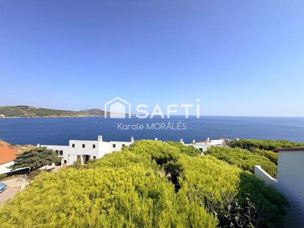 BANYULS-SUR-MER, VILLA DE 140M2, VUE BAIE ET CAP BEART, DANS RESIDENCE SECURISEE, A 2 MIN D UNE BELLE CRIQUE