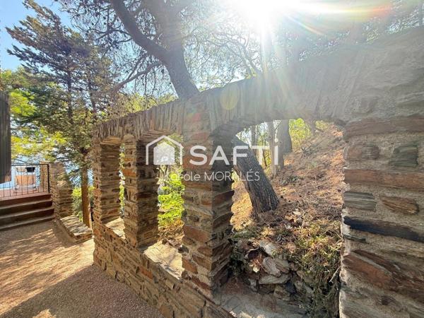 BANYULS-SUR-MER, VILLA DE 140M2, VUE BAIE ET CAP BEART, DANS RESIDENCE SECURISEE, A 2 MIN D UNE BELLE CRIQUE