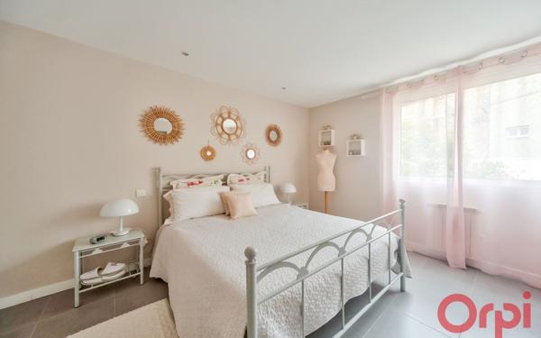 Maison à vendre    5 pièces • 234,74 m2 Mâcon