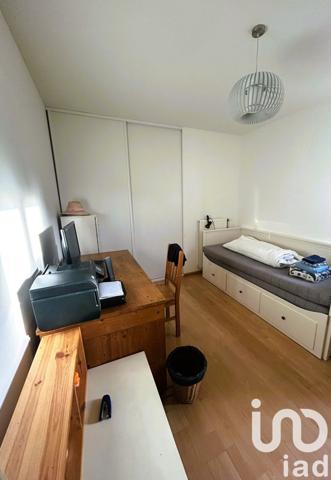 Maison traditionnelle 6 pièces de 199 m² à Saint-Médard-en-Jalles (33160)