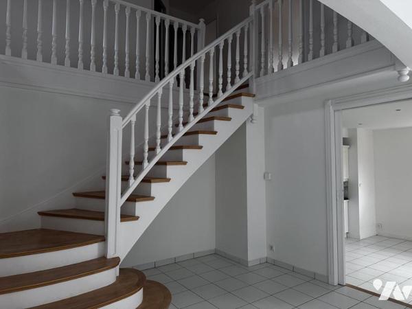 A VENDRE VANNES SUD - BELLE MAISON DE 1994 - PROCHE SENTIERS COTIERS