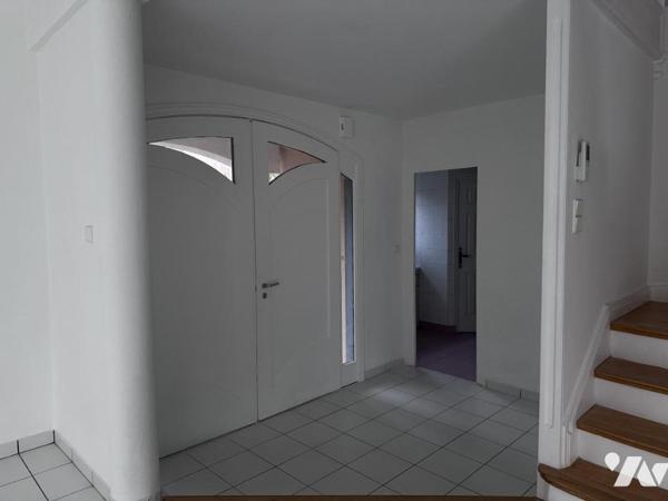 A VENDRE VANNES SUD - BELLE MAISON DE 1994 - PROCHE SENTIERS COTIERS