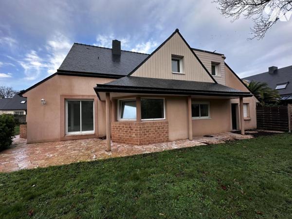 A VENDRE VANNES SUD - BELLE MAISON DE 1994 - PROCHE SENTIERS COTIERS