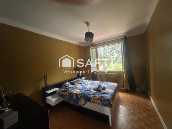 Maison spacieuse dans quartier paisible