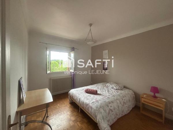Maison spacieuse dans quartier paisible