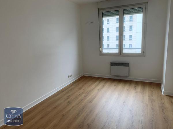 Appartement à louer 3 pièces 65.4m²