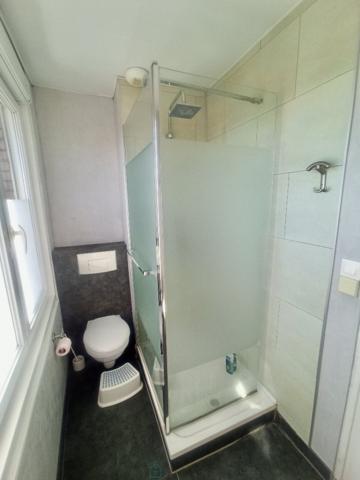 Jolie maison sur secteur prisé avec une chambre en rdc.