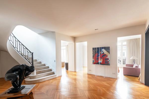 Appartement Paris 16 e - PASSY / LA MUETTE