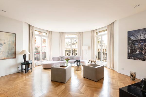 Appartement Paris 16 e - PASSY / LA MUETTE