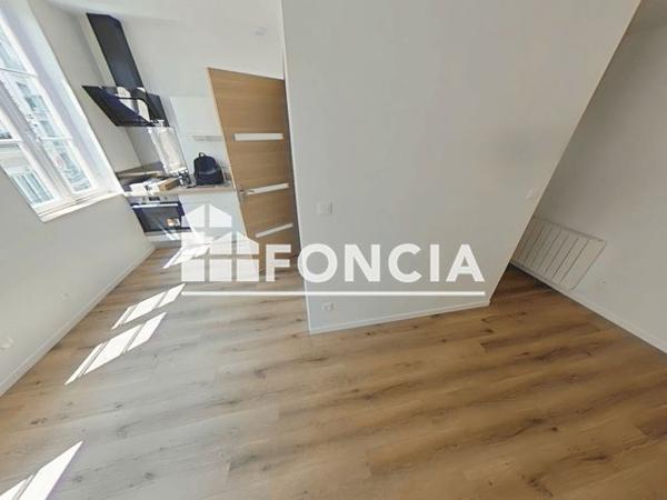 Location Appartement 2 pièces 26.5 m² - 156-158 RUE DU GROS HORLOGE Rouen 76000