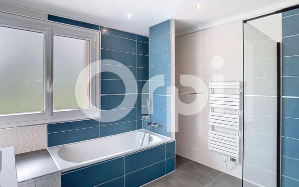 Maison à vendre    5 pièces •  Champcevinel