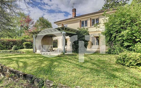 Maison à vendre    5 pièces •  Champcevinel