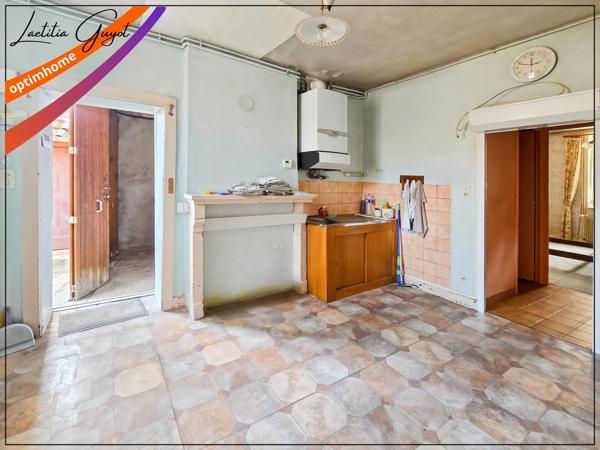 Maison à vendre Souvigny 170 m² à rénover avec dépendance proche Moulins fort potentiel investisseur