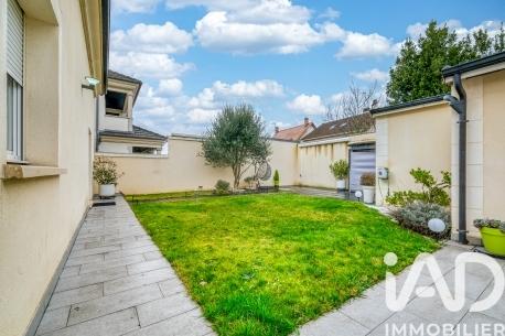 Maison à vendre 6 pièces 153 m² Mitry-Mory