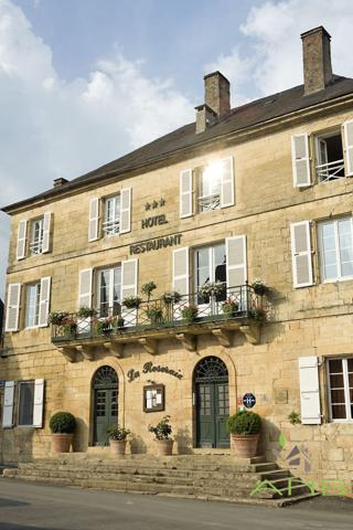 MONTIGNAC hôtel *** avec 2 habitations
