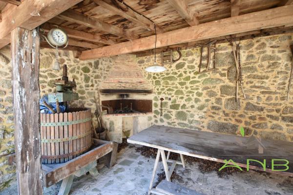 Maison en pierre à rénover