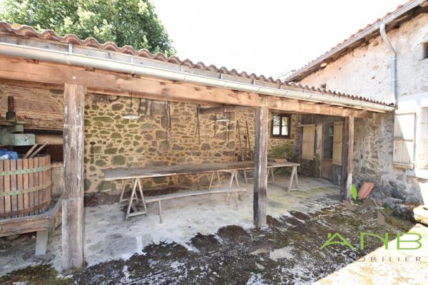 Maison en pierre à rénover