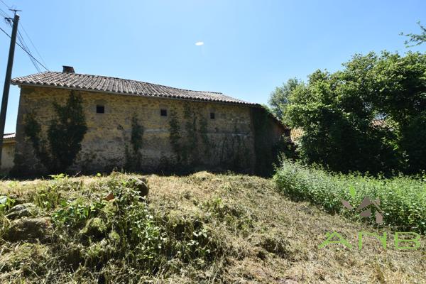 Maison en pierre à rénover