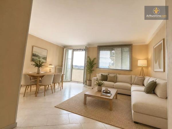 Vente                                                      Appartement
                        
                     3 pièces                      70 m2                     à Nice
