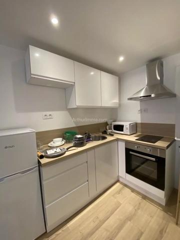 Location                                                      Appartement
                        
                     2 pièces                      22 m2                     à Aubagne