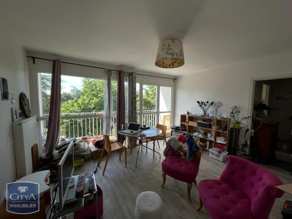 Appartement à louer 3 pièces 69.6m²