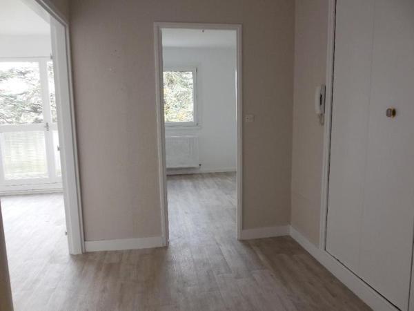 Appartement à louer 3 pièces 69.6m²