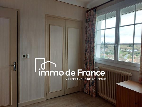 Maison familiale avec studio indépendant sur 1 175 m² de terrain