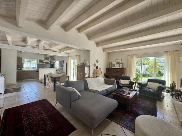 Maison à vendre à La Flotte en Charente-Maritime (17630), ref : 17018-1212