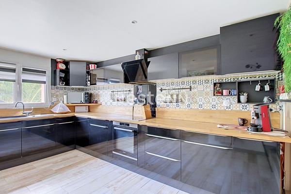 A VENDRE - Maison Le Luc 4 pièces 107 m2  - Terrain de 449m2