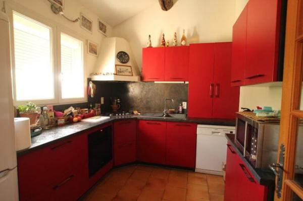 Maison mitoyenne 2 côtés Nîmes 75 m²