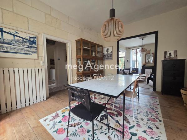 Maison à SAINT-JEAN-D'ANGELY, 17400 - 8 pièces 215m²