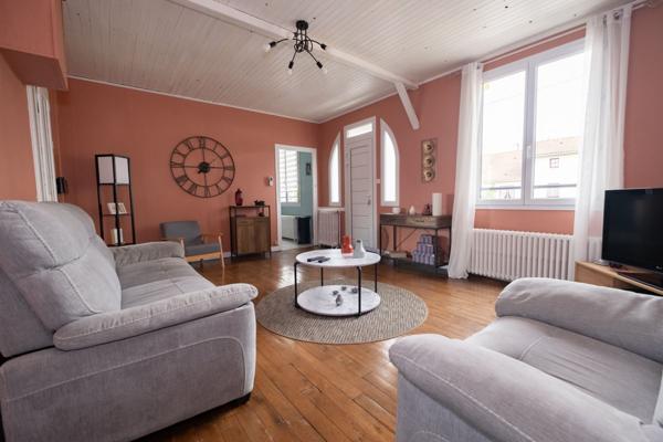 Maison 5 pièces - 126 m² Exclusivité efficity